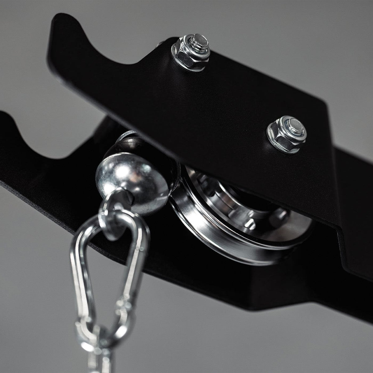 Lat Pulldown Low Row Machine with Aluminium Pulley Wheels - L4 Pro Series