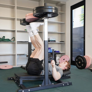 ATTIVO Vertical Leg Press Machine