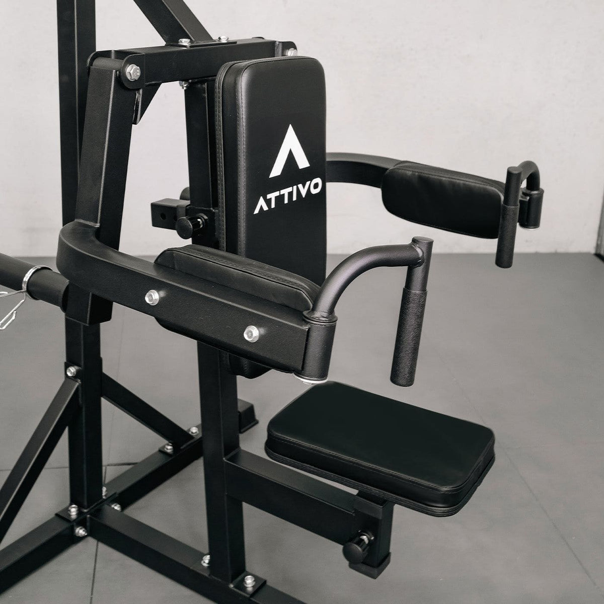 ATTIVO Plate Loaded Deltoid and Shoulder Press