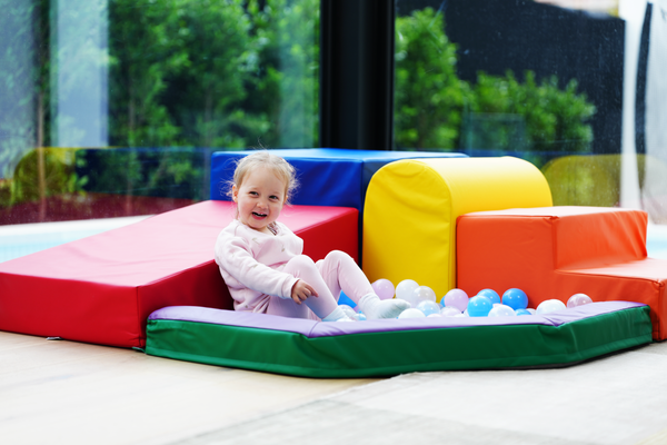 MEMAX Mini Mountain Sensory Climber & Ball Pit Set SF-BALLPOOL