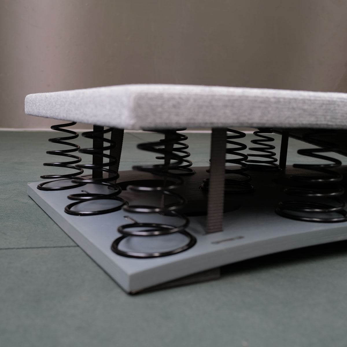 GAOFEI Gymnastics Beatboard Accelerator Vault Board International Springboard ''Hard'' - FIG Approved