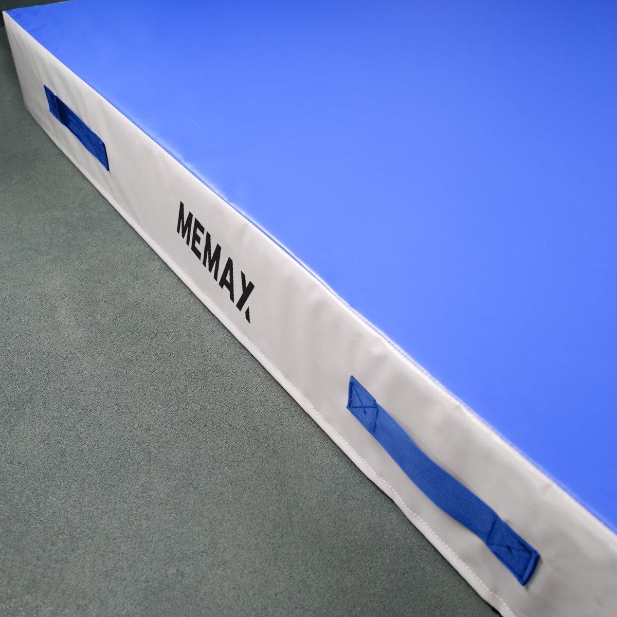 MEMAX Large Landing Mat - 200x200x20cm (with PVC Cover)