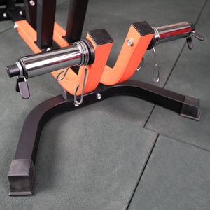 ATTIVO Seated Row/Chest Pull Machine with Independent Arms