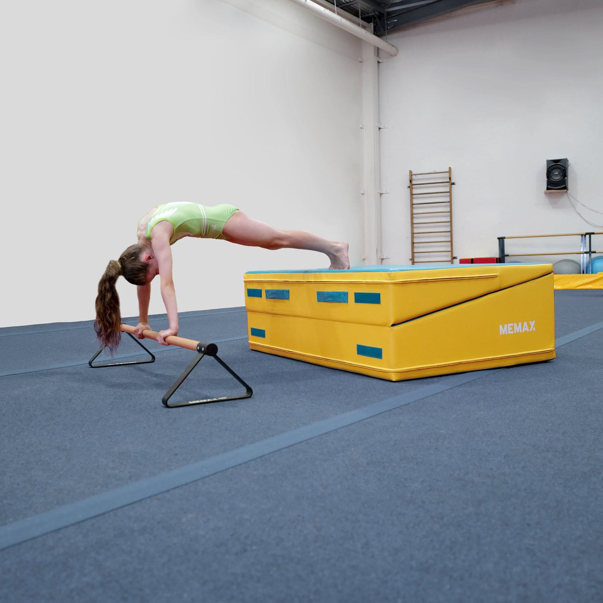 MEMAX Foldable Incline Wedge Mat - Modern Palette