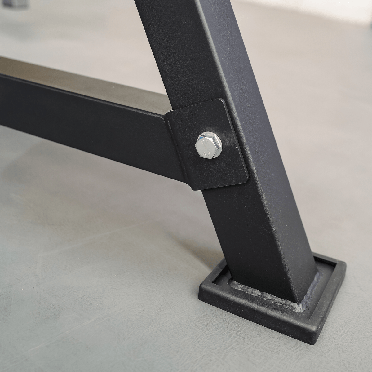 ATTIVO L3 Bench Press Station