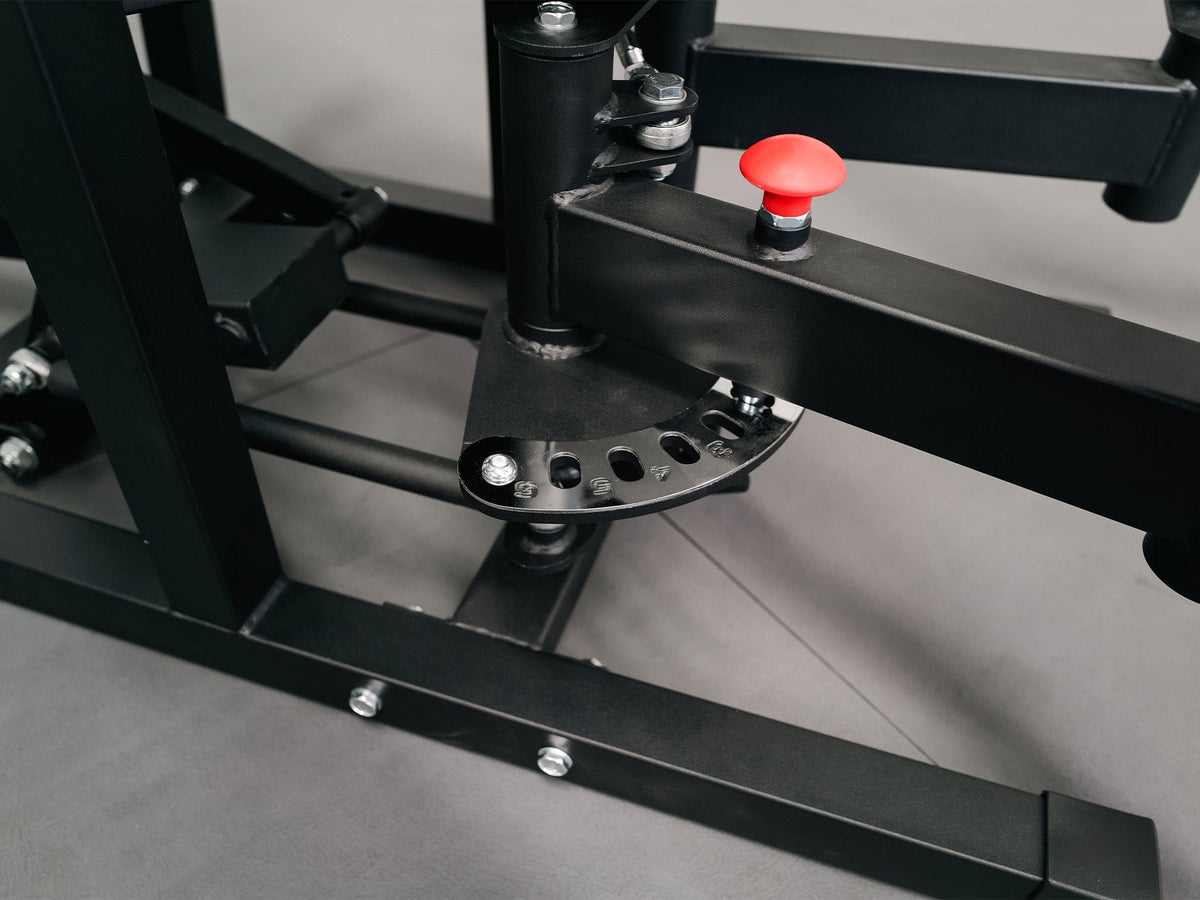 ATTIVO L4 Pro Plate Loaded Hip Adductor & Abductor