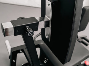 ATTIVO L4 Pro Plate Loaded Hip Adductor & Abductor