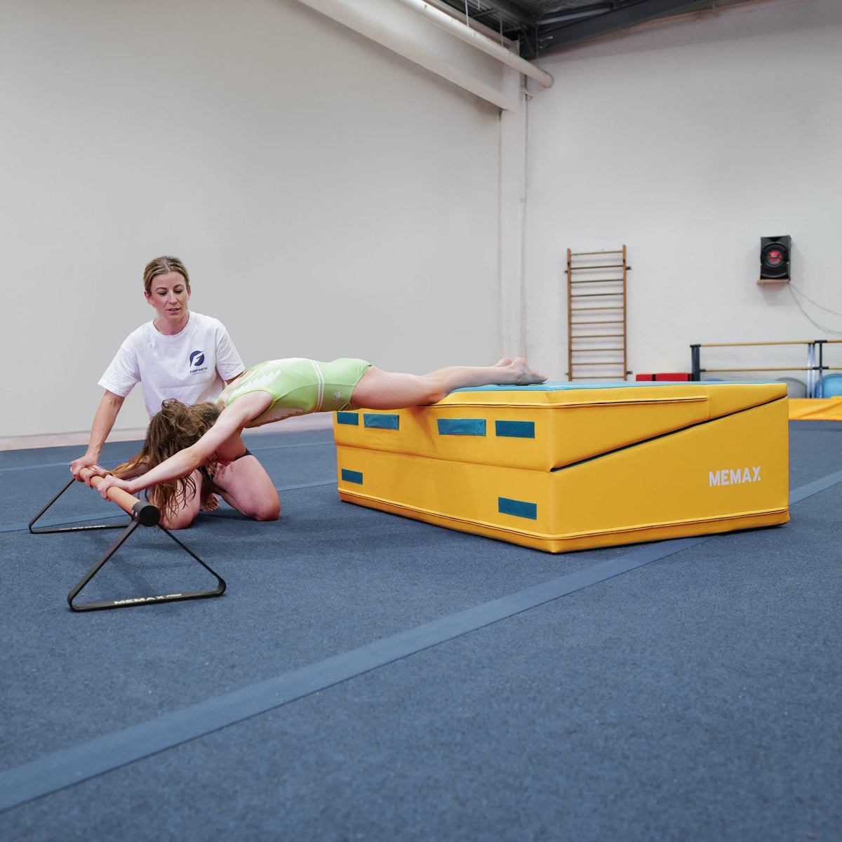 MEMAX Foldable Incline Wedge Mat - Modern Palette