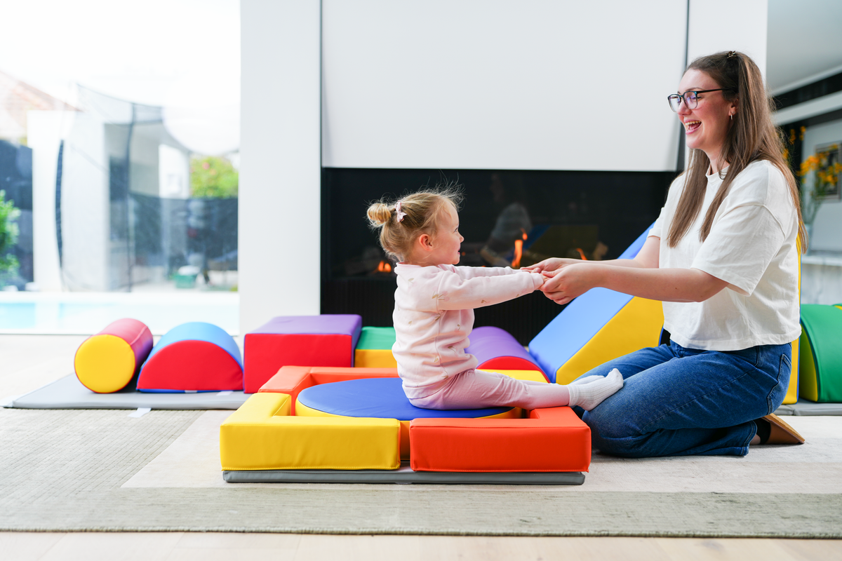 MEMAX Baby Playroom Large Play Set with Easy Storage Cube - 16 Piece