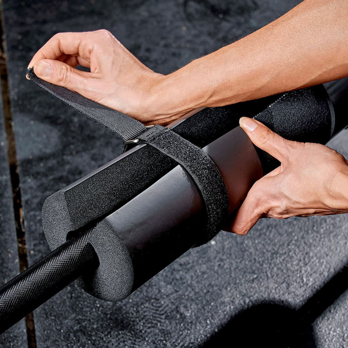 Barbell Pad for Standard and Olympic Barbells with Safety Straps