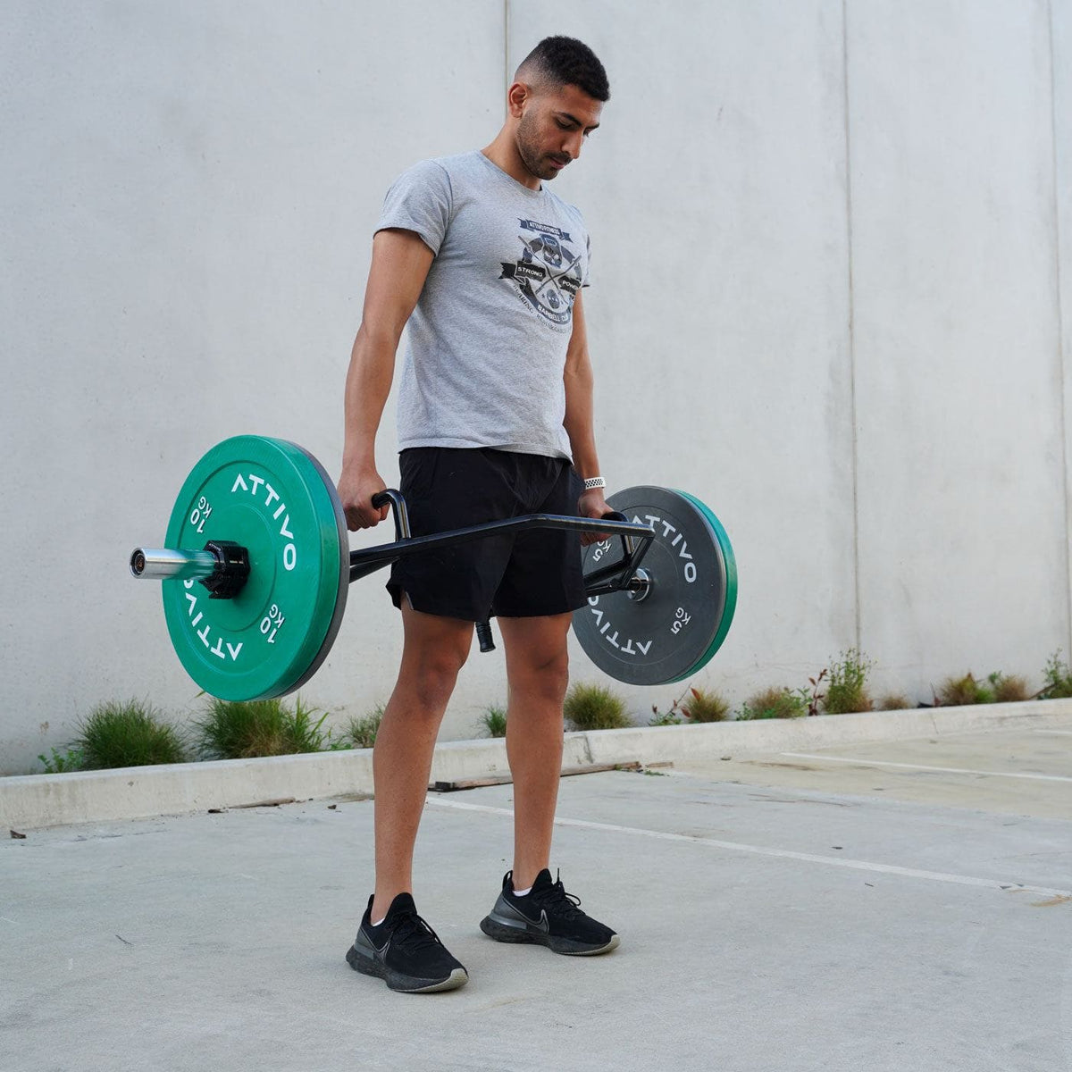 Open Trap Bar with Rotating Sleeves